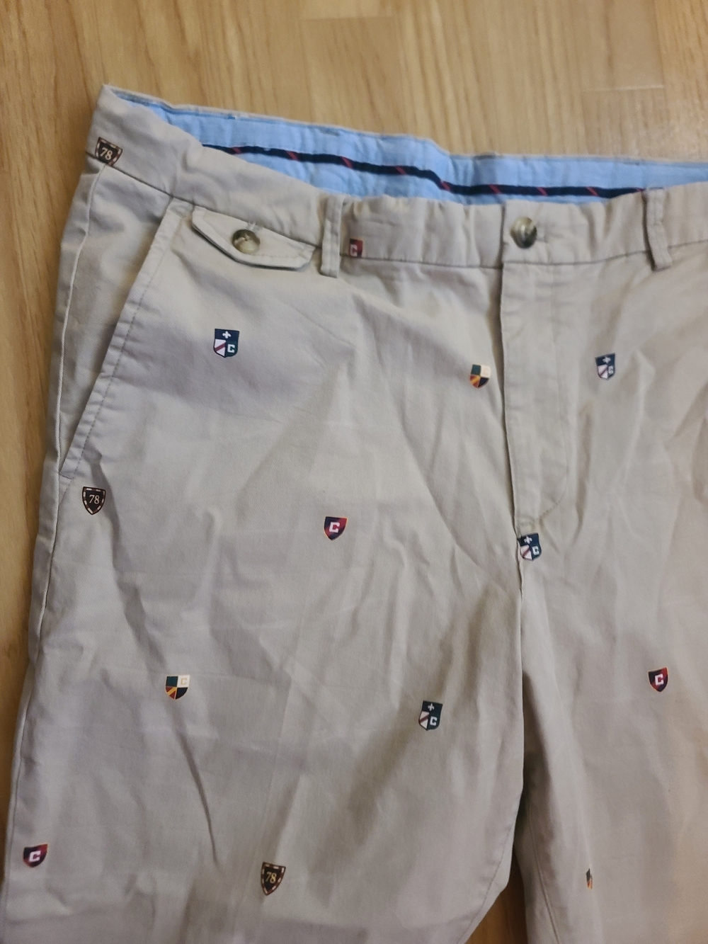Men's Embroidered Shield Chino Pants - Beige